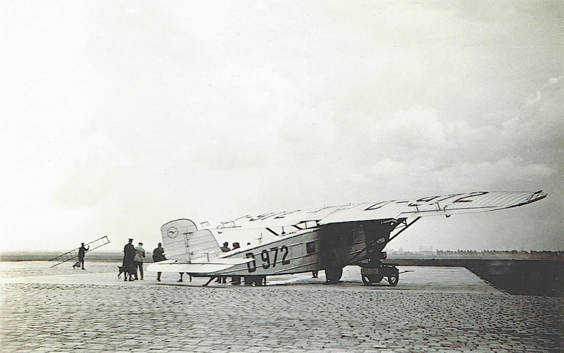 Naam: Foto 524. D-972. Dornier B Merkur. 1100 breed.jpg
Bekeken: 322
Grootte: 94,4 KB