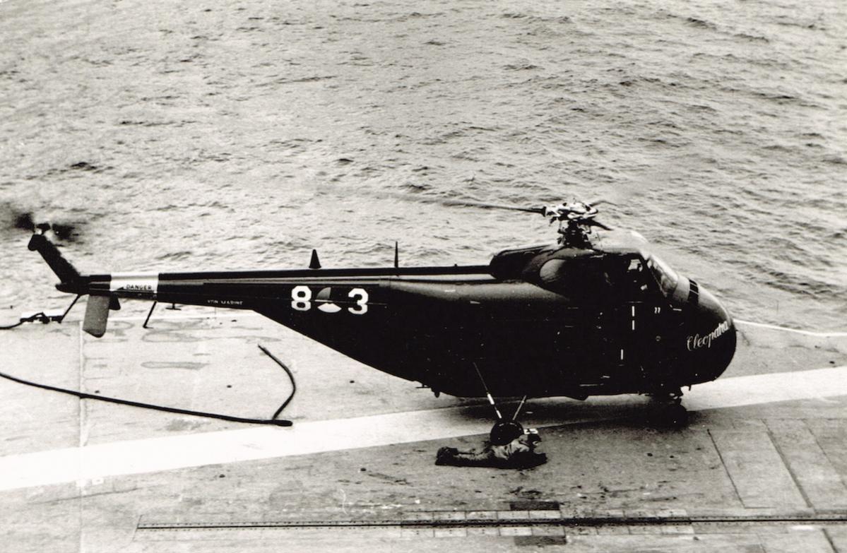 Naam: '8-3' _Cleopatra_. Sikorsky HO4S-3 (UH-19F) aan boord Karel Doorman.jpg
Bekeken: 849
Grootte: 139,4 KB