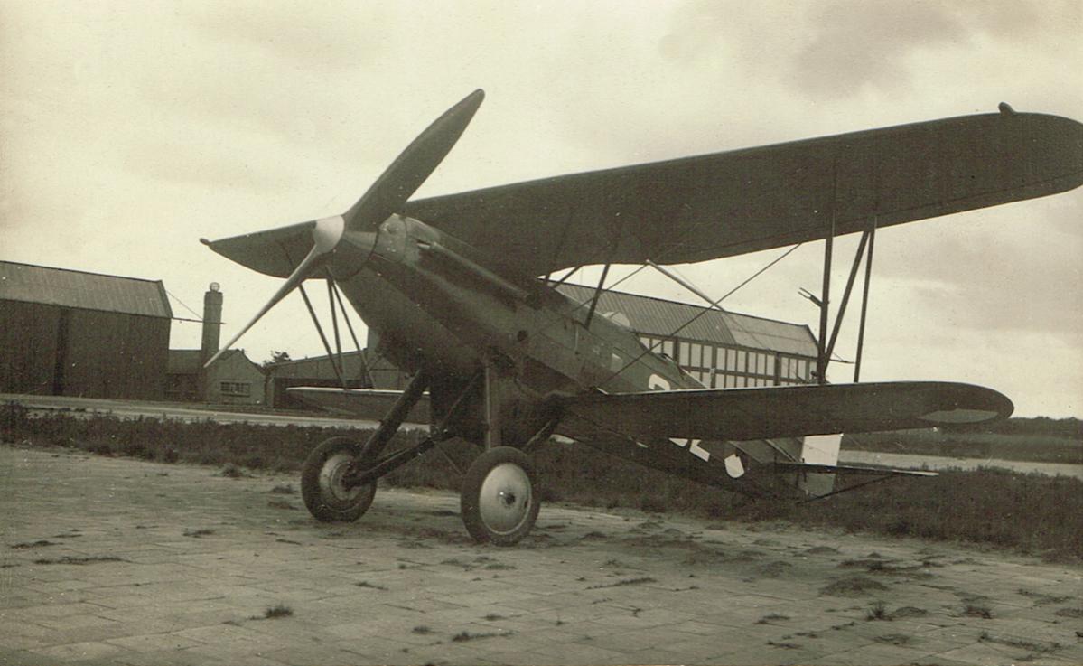 Naam: Foto 69. '202'. Fokker D.XVII, kopie.jpg
Bekeken: 1061
Grootte: 100,2 KB