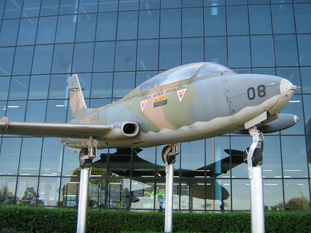 Naam: Aermacchi MB 326 ( AT-26 Xavante ) - Techniekmuseum ,  So Jos..jpg
Bekeken: 345
Grootte: 62,9 KB