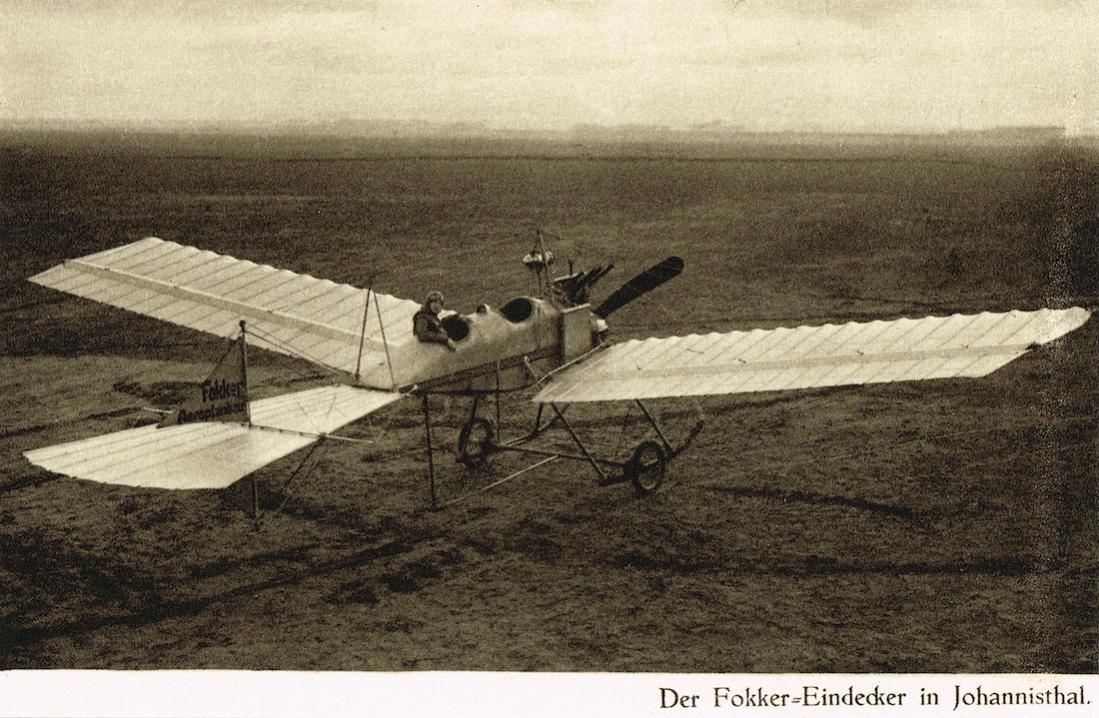 Naam: Kaart 688. Fokker te Johannisthal in een %22Spin%22-uitvoering, plm. 1912 kopie.jpg
Bekeken: 1075
Grootte: 145,3 KB