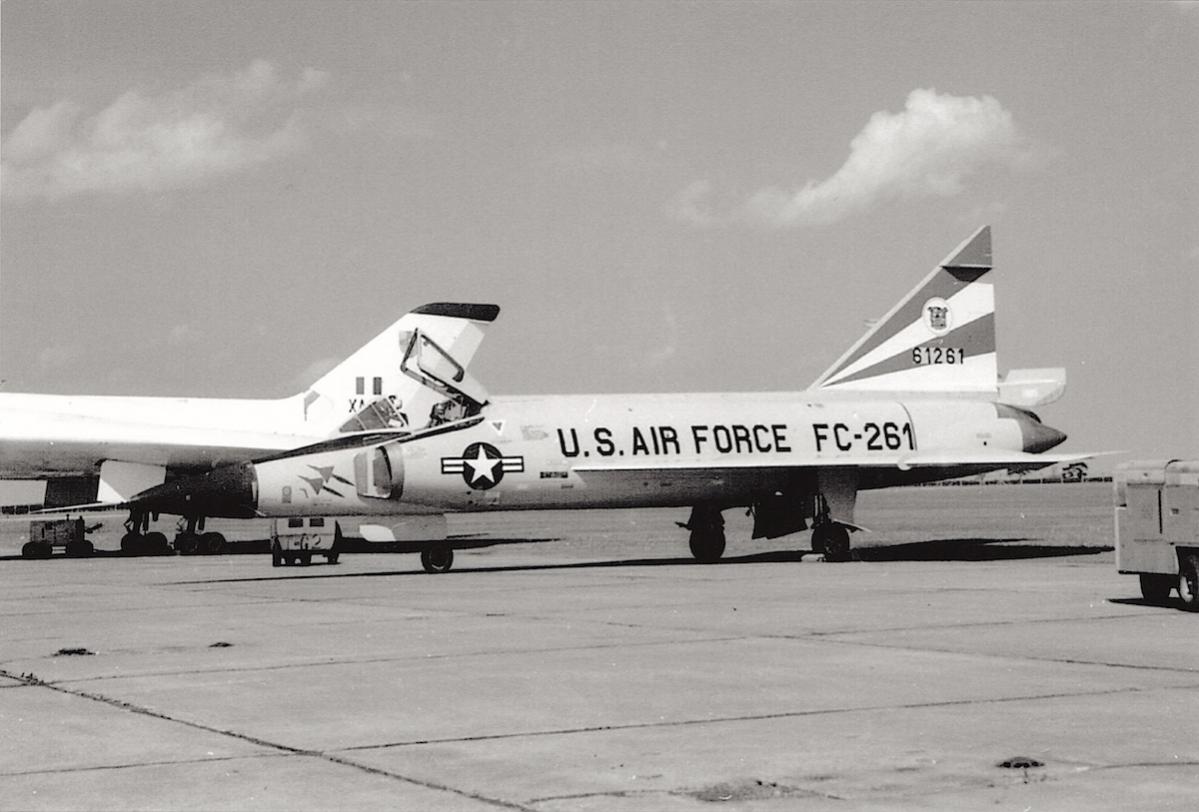 Naam: Foto 381. Convair F-102 Delta Dagger, kopie.jpg
Bekeken: 476
Grootte: 93,4 KB