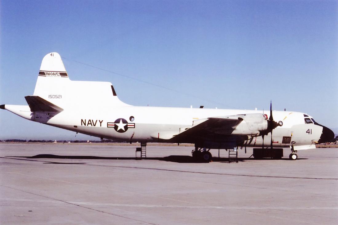 Naam: Foto 875. 150521. Lockheed P-3A-30-LO Orion (MSN 185-5047). Redesignated NP-3D. US Navy NAWC (19.jpg
Bekeken: 147
Grootte: 63,4 KB