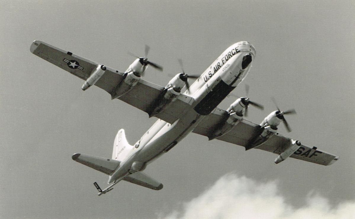 Naam: Foto 338. Boeing KC-97L Stratotanker (0-20905), kopie.jpg
Bekeken: 316
Grootte: 76,6 KB