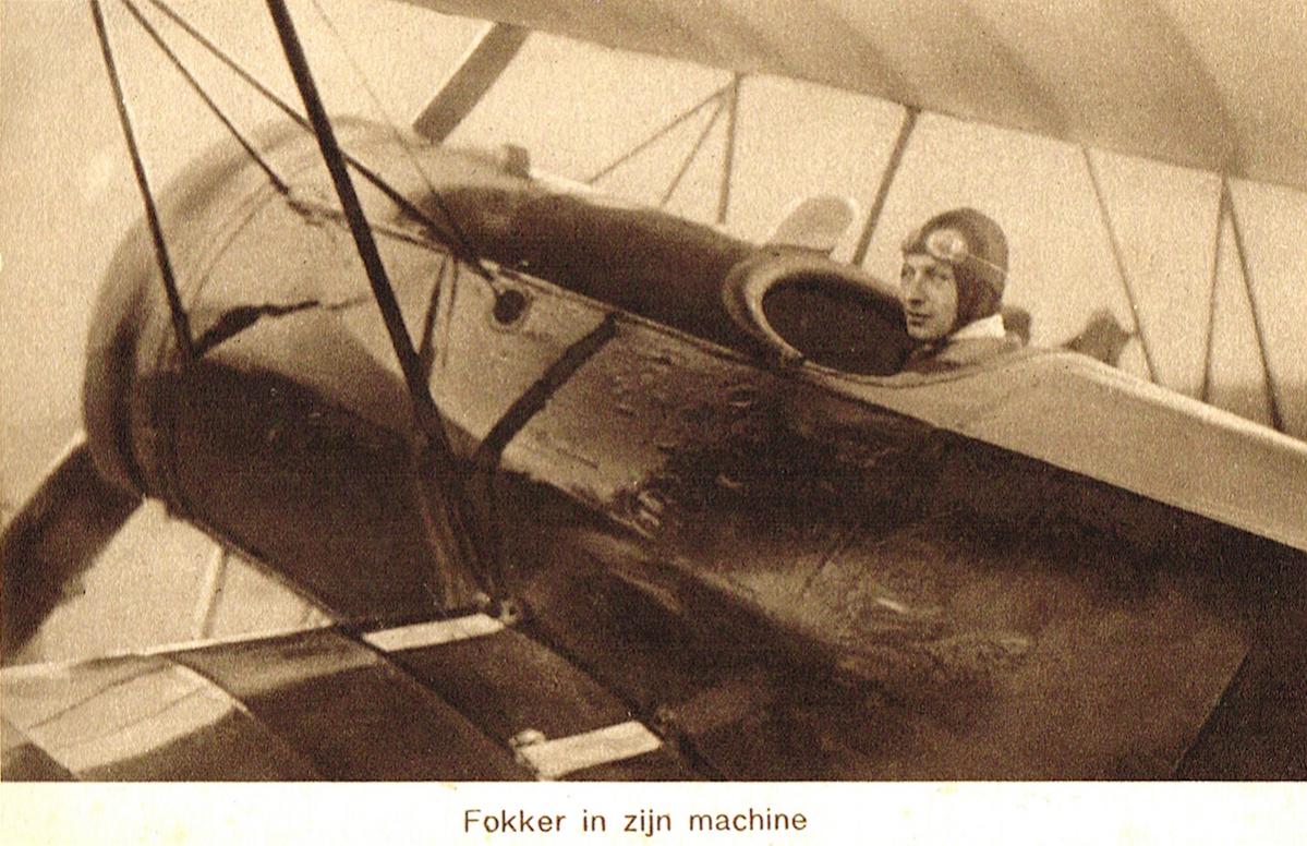Naam: Kaart 532. A. Fokker in zijn vliegtuig op de E.L.T.A. (1919), kopie.jpg
Bekeken: 786
Grootte: 152,1 KB