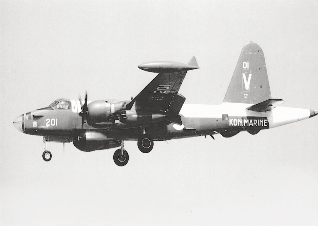 Naam: #341. '201'. Lockheed SP-2H Neptune. 1100 breed.jpg
Bekeken: 1171
Grootte: 54,3 KB