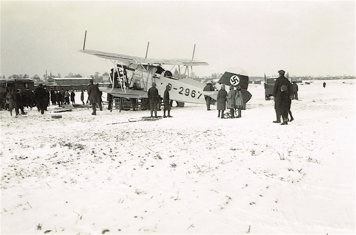 Naam: Foto 216. D-2967. Heinkel He-45d, kopie.jpg
Bekeken: 623
Grootte: 314,9 KB