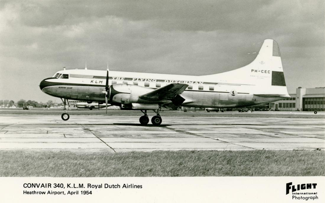 Naam: Kaart 892. PH-CEC (eerder PH-TEC) 'Albert Cuyp'. Convair 240. (340 op vz is fout). KLM. 1100 bre.jpg
Bekeken: 107
Grootte: 96,8 KB