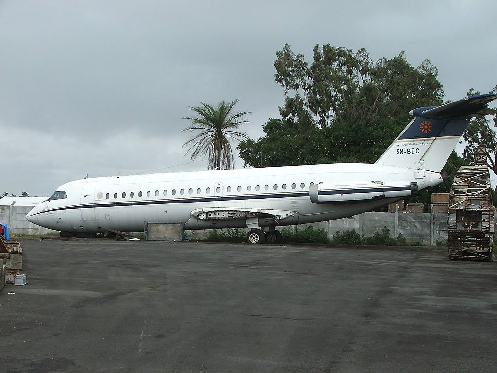 Naam: BAC 1-11 5N-BDC , Libreville, Gabon..jpg
Bekeken: 446
Grootte: 143,8 KB