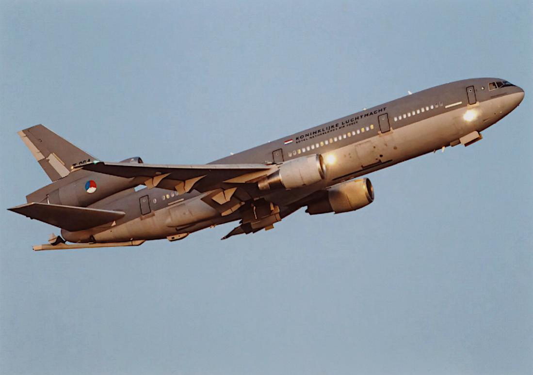 Naam: Foto 344. T-264 %22Prins Bernard%22. McDonnell Douglas KDC-10-30CF. 1100 breed.jpg
Bekeken: 362
Grootte: 51,6 KB