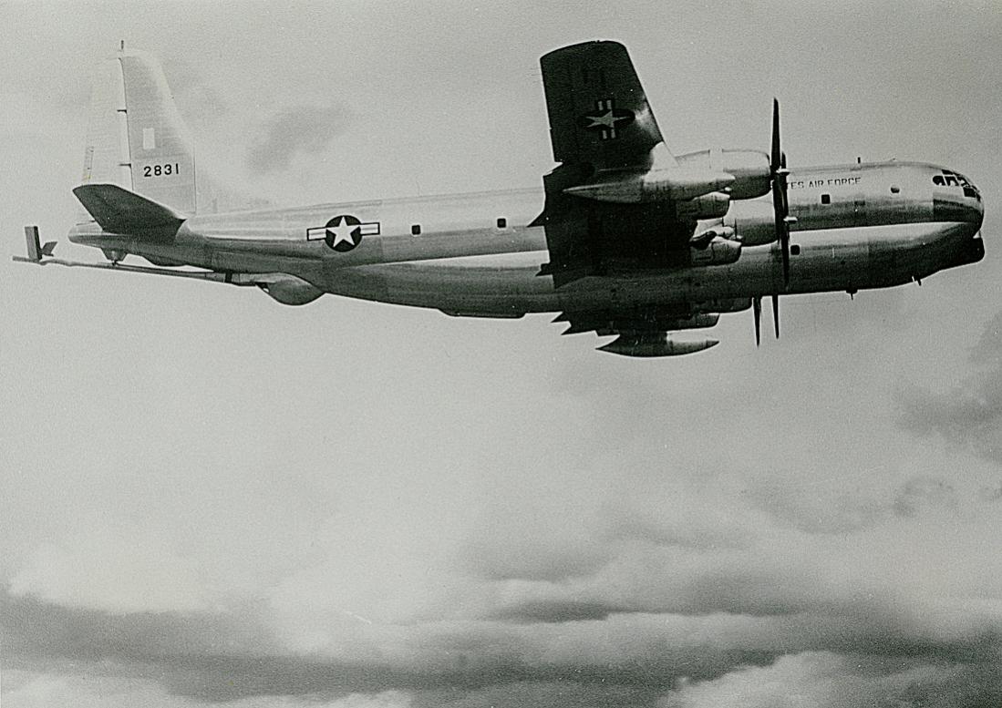 Naam: Foto 881. 2831 (= 52-831. MSN 16525). Boeing KC-97G-21-BO Stratofreighter. Converted to C-97G. N.jpg
Bekeken: 230
Grootte: 114,1 KB