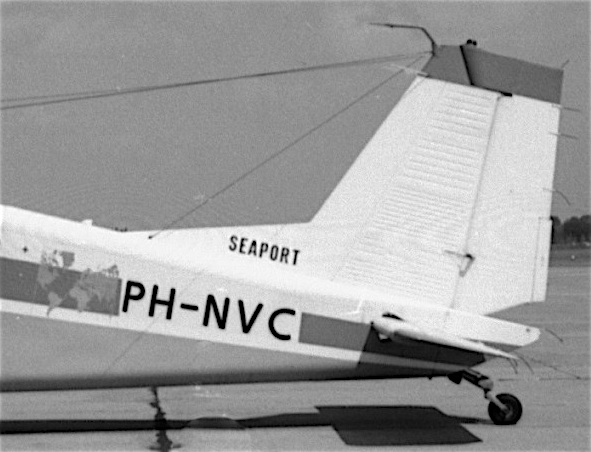 Naam: 78. PH-NVC Dornier Do-28D-1 Skyservant, Seaport van 15-5-1971 tot jan. 1972 -1, verscherpt-.jpg
Bekeken: 664
Grootte: 83,6 KB