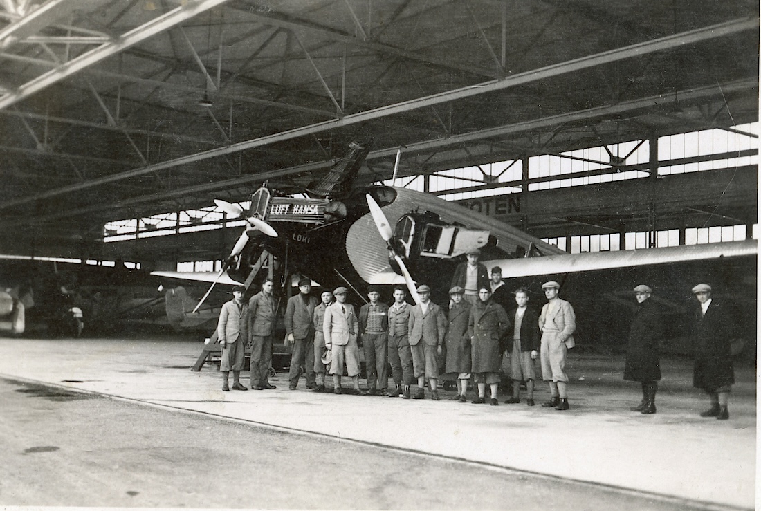 Naam: Foto 557. D-1092 'Loki'. Junkers G.24. c:n 912 - 1100 breed.jpg
Bekeken: 157
Grootte: 327,2 KB