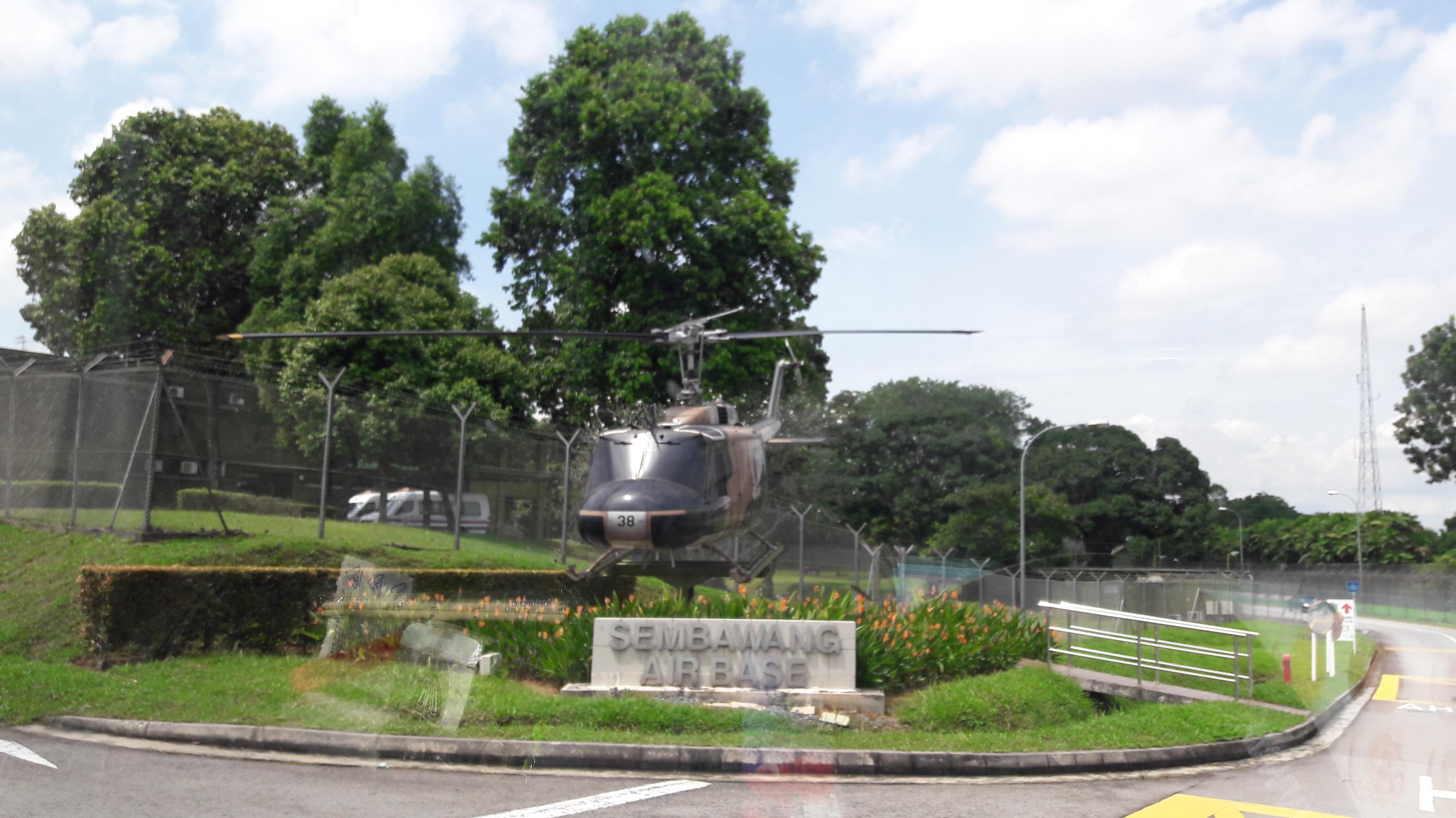 Naam: UH-1 , Sembawang Air Base..jpg
Bekeken: 401
Grootte: 518,1 KB