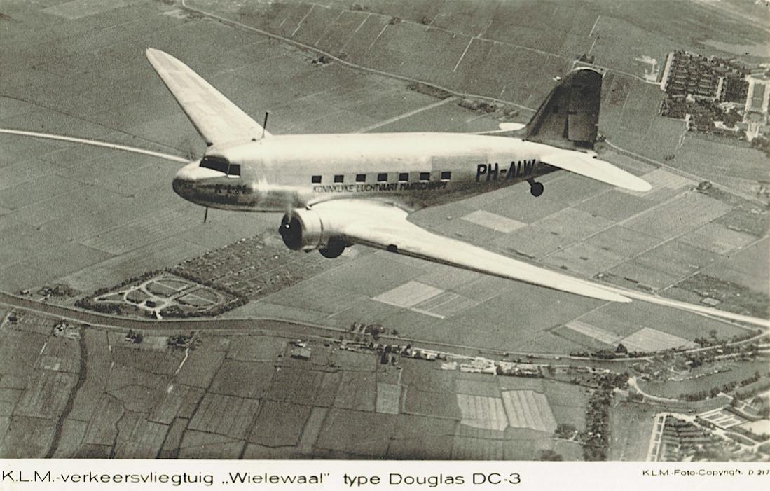 Naam: Kaart 903. PH-ALW 'Wielewaal'. Douglas DC-3. 1100 breed.jpg
Bekeken: 236
Grootte: 126,4 KB