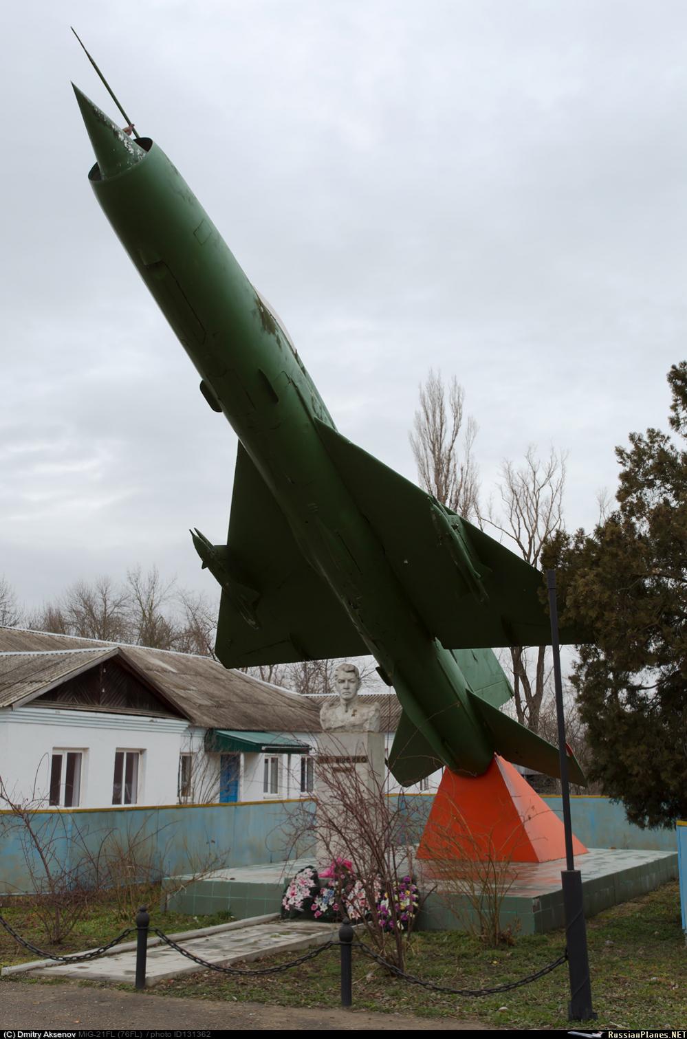 Naam: Mig 21 -  Bolshesidorovskoye..jpg
Bekeken: 300
Grootte: 153,3 KB