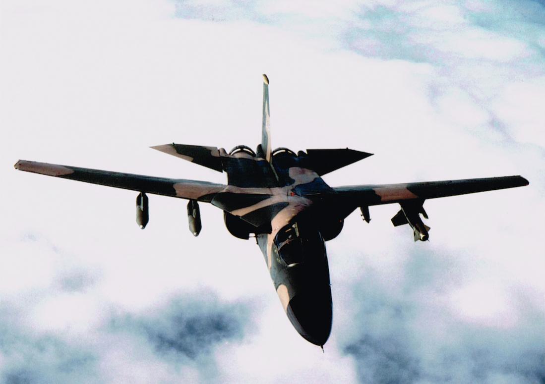 Naam: Foto 508. General Dynamics F-111 Aardvark, kopie 1100.jpg
Bekeken: 390
Grootte: 53,5 KB