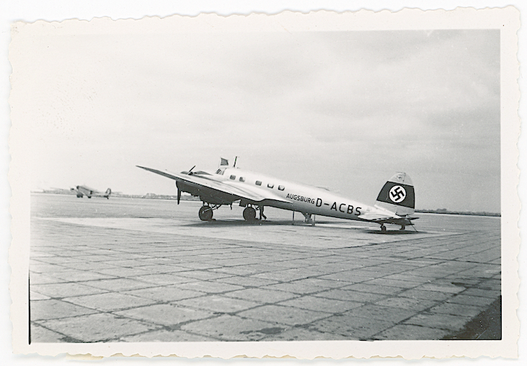 Naam: Foto 45. D-ACBS. Heinkel He111 V-14 G-3 or L.jpeg
Bekeken: 390
Grootte: 446,7 KB