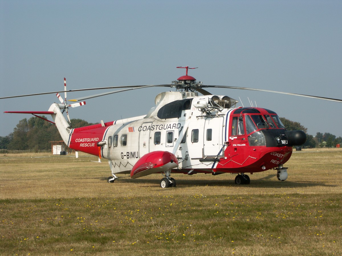 Naam: Sikorsky S-61N, G-BIMU, Den Helder 19-09-2009.JPG
Bekeken: 659
Grootte: 252,8 KB