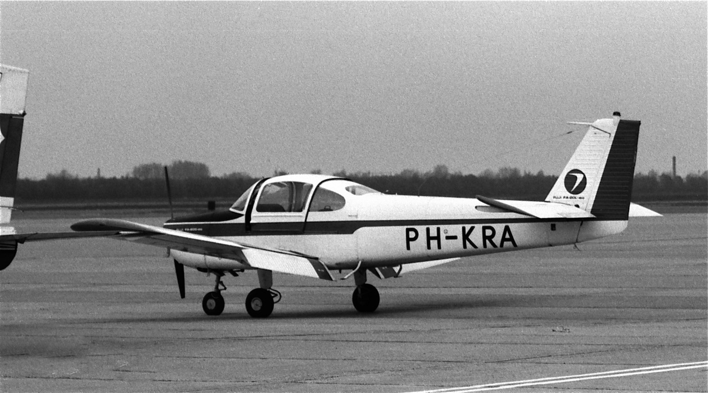 Naam: 84. PH-KRA Fuji FA-200-160 crashed 27-8-1972.jpg
Bekeken: 578
Grootte: 434,2 KB