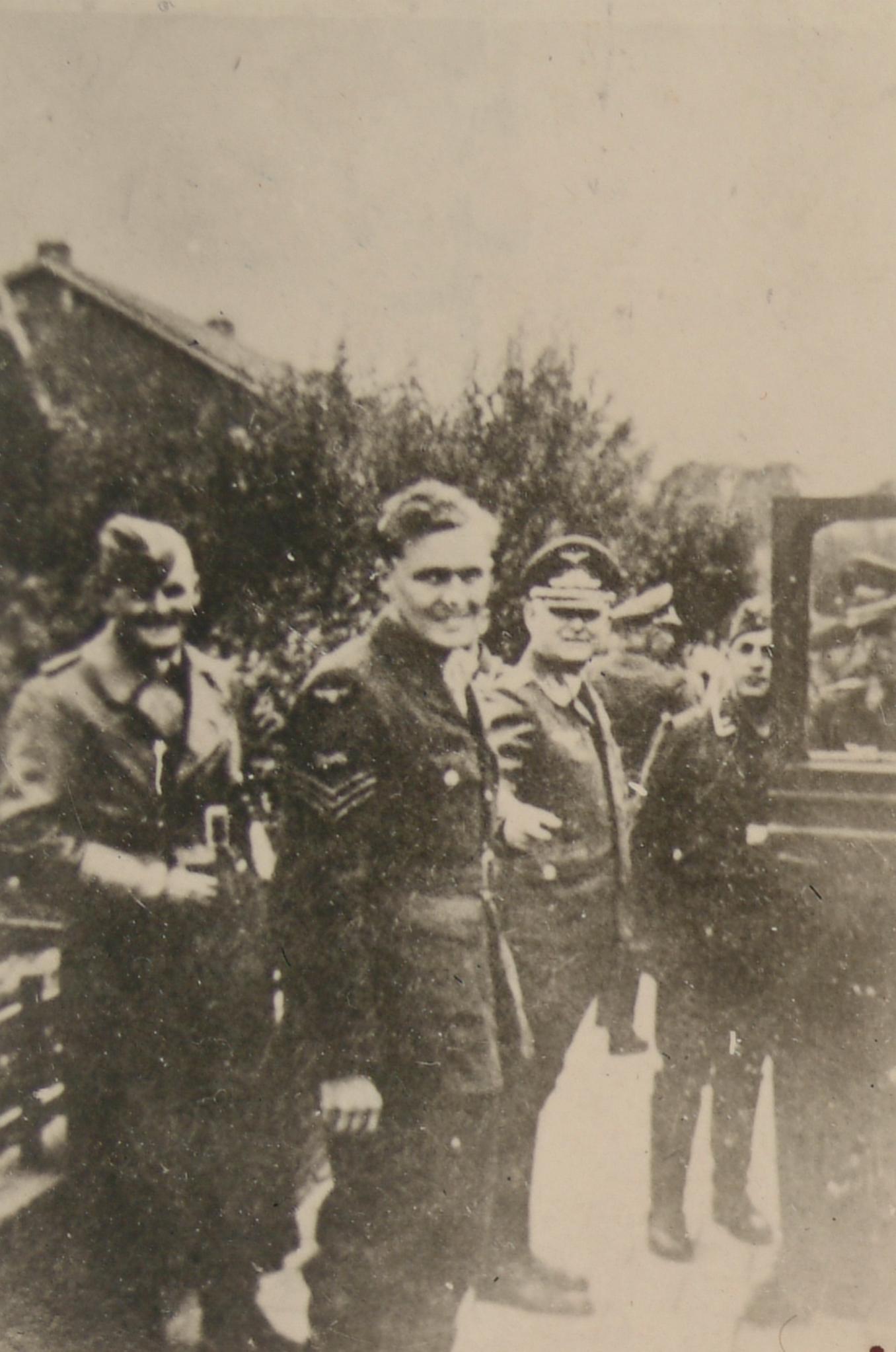 Naam: prints_3_0_552_301756.jpg
Bekeken: 1522
Grootte: 200,1 KB