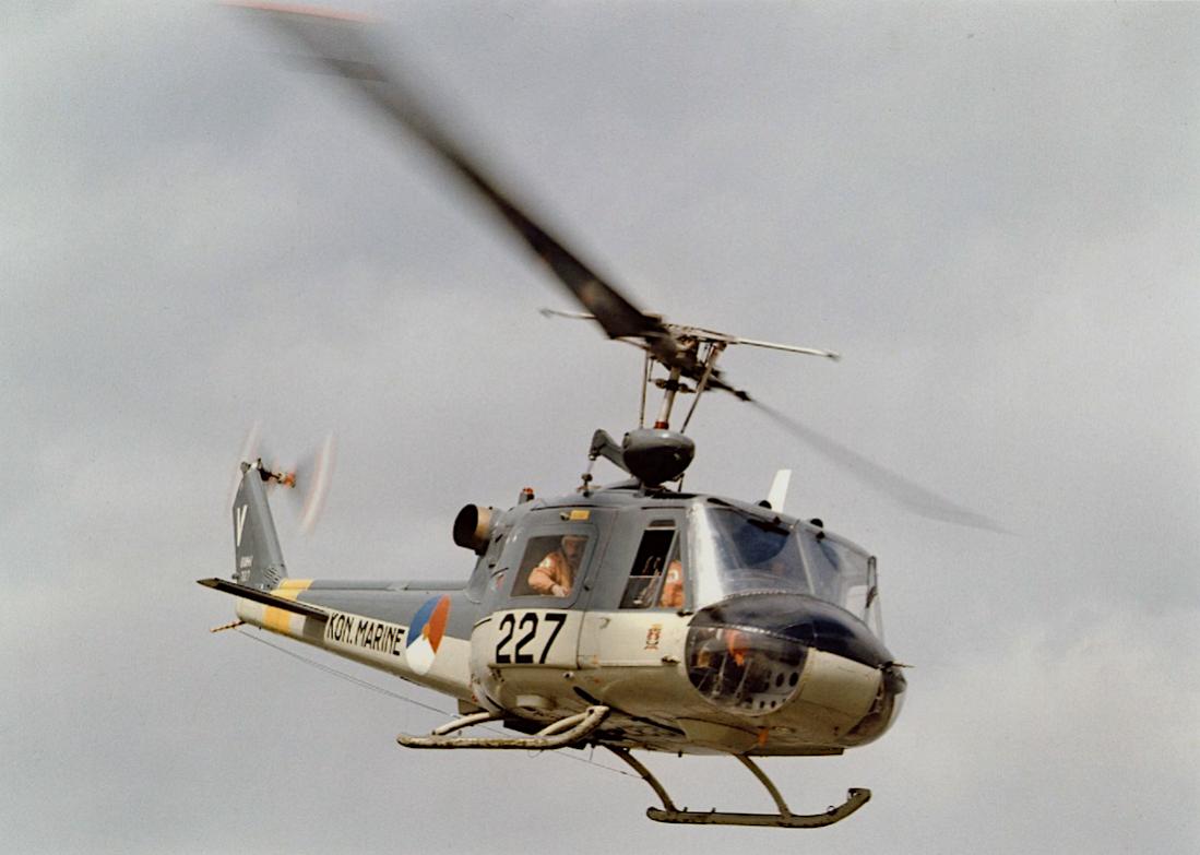 Naam: #450. 227. Agusta-Bell 204B. 1100 breed.jpg
Bekeken: 491
Grootte: 68,9 KB