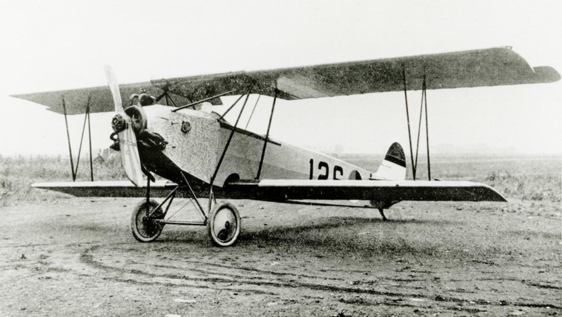 Naam: Foto 128. '126'. Fokker S.IV. 1100 breed.jpg
Bekeken: 905
Grootte: 98,6 KB