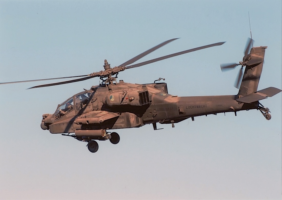 Naam: Foto 382. Q-26. McDonnell-Douglas AH-64D Apache - map 2.9.24. 1100 breed.jpeg
Bekeken: 990
Grootte: 153,7 KB
