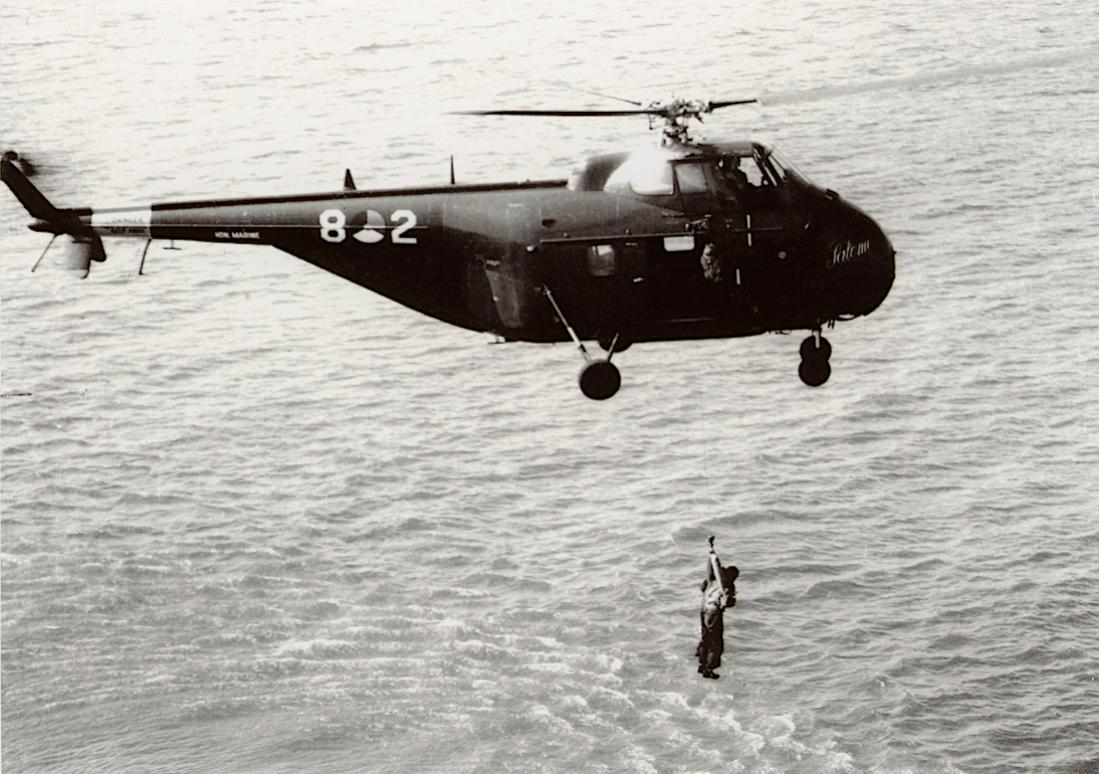 Naam: #457. 8-2. Sikorsky HO4S-3 (UH-19F). 1100 breed.jpg
Bekeken: 860
Grootte: 120,1 KB