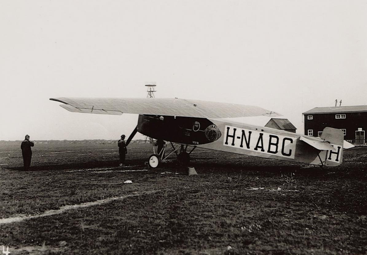 Naam: Foto 105. 'H-NABC', 150 kopie.jpg
Bekeken: 1254
Grootte: 113,9 KB