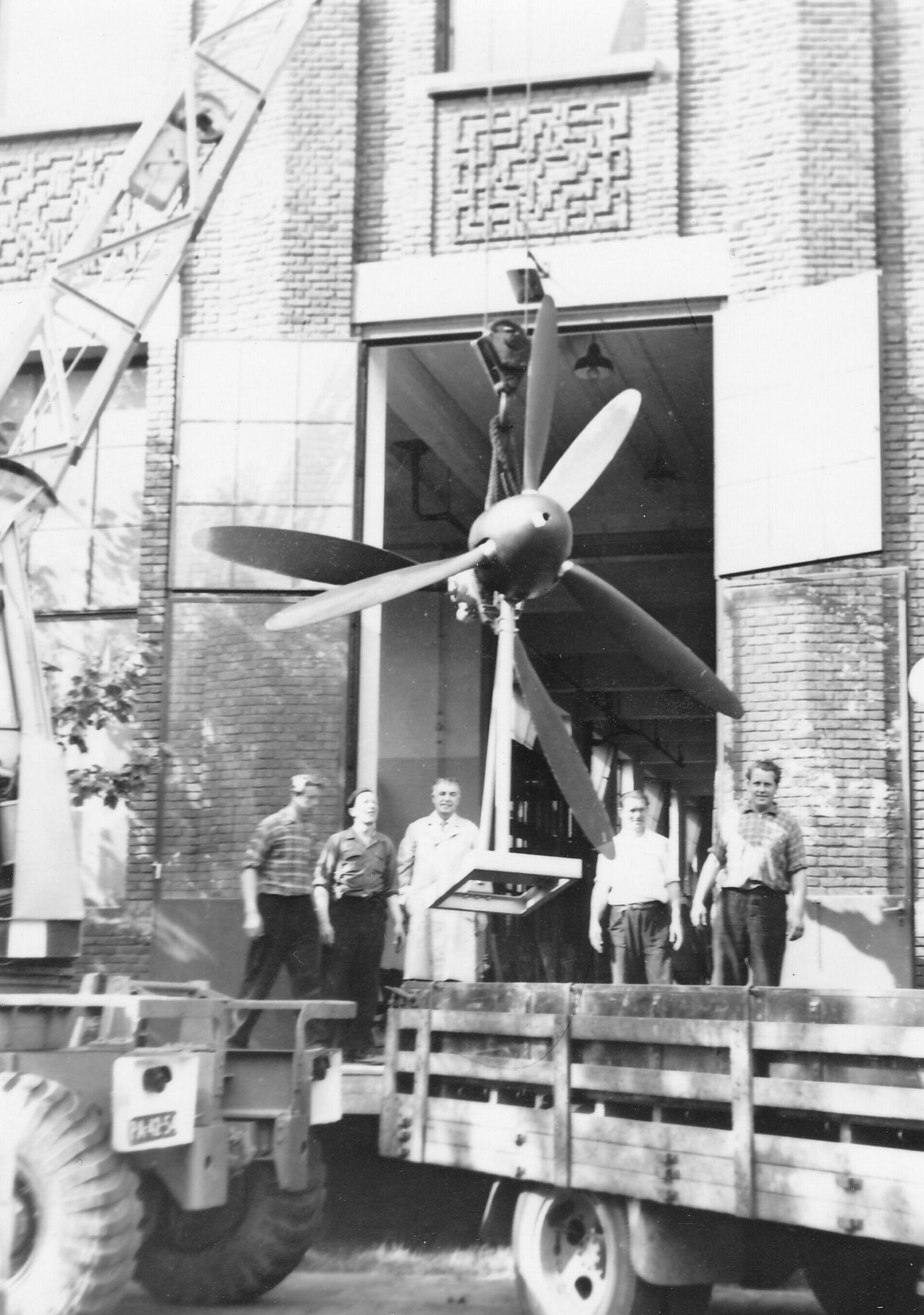 Naam: 6.jpg
Bekeken: 1746
Grootte: 377,3 KB