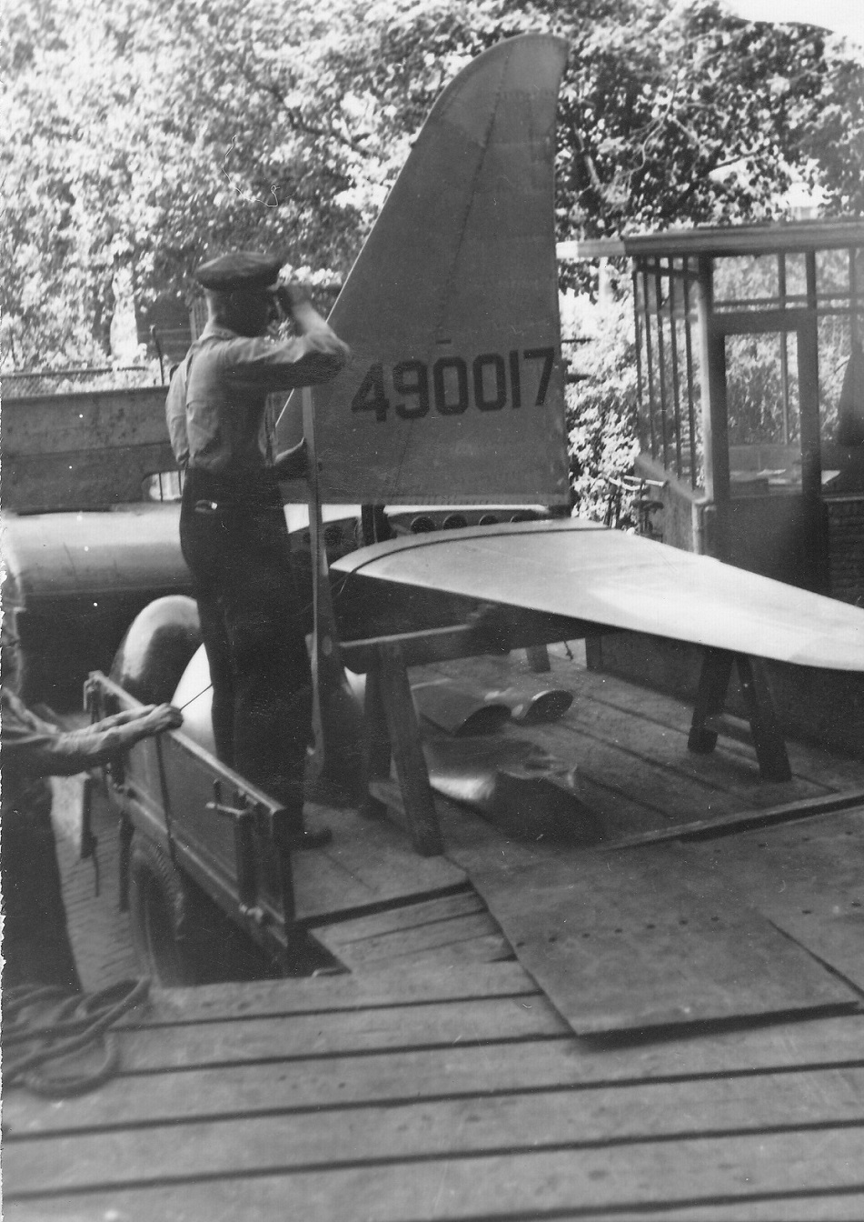 Naam: 14.jpg
Bekeken: 1742
Grootte: 400,8 KB