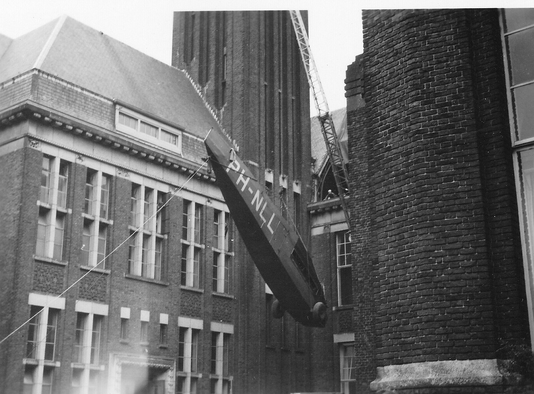 Naam: 18.jpg
Bekeken: 1867
Grootte: 355,7 KB