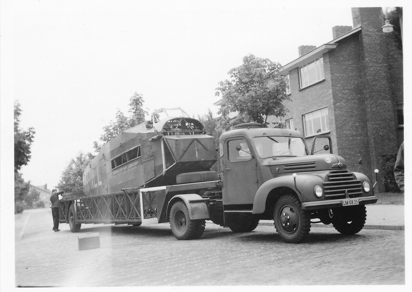 Naam: 23.jpg
Bekeken: 1691
Grootte: 374,9 KB