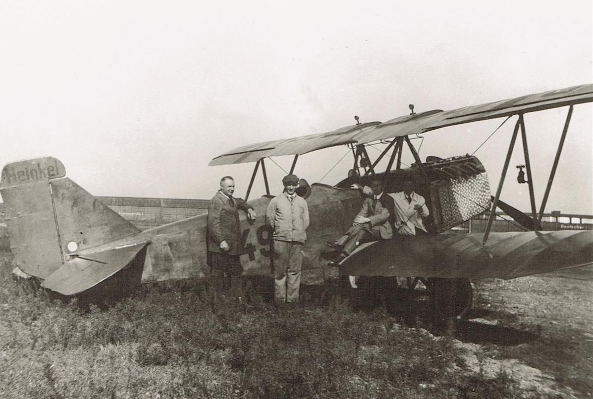 Naam: Foto 228. D-499. Heinkel HD 21, kopie.jpg
Bekeken: 794
Grootte: 121,0 KB