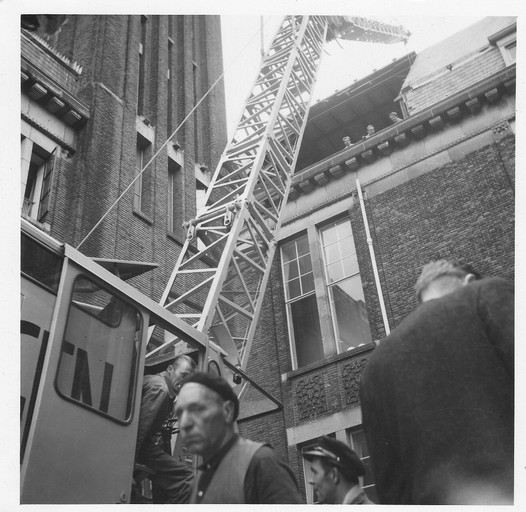 Naam: 42.jpg
Bekeken: 670
Grootte: 431,0 KB