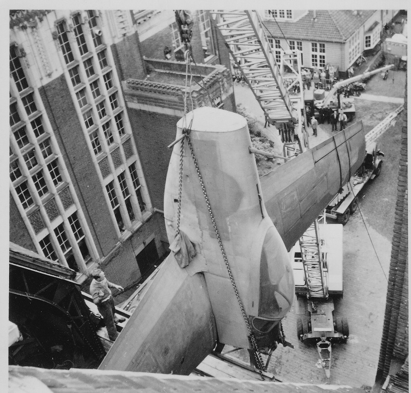 Naam: 46.jpg
Bekeken: 677
Grootte: 282,5 KB