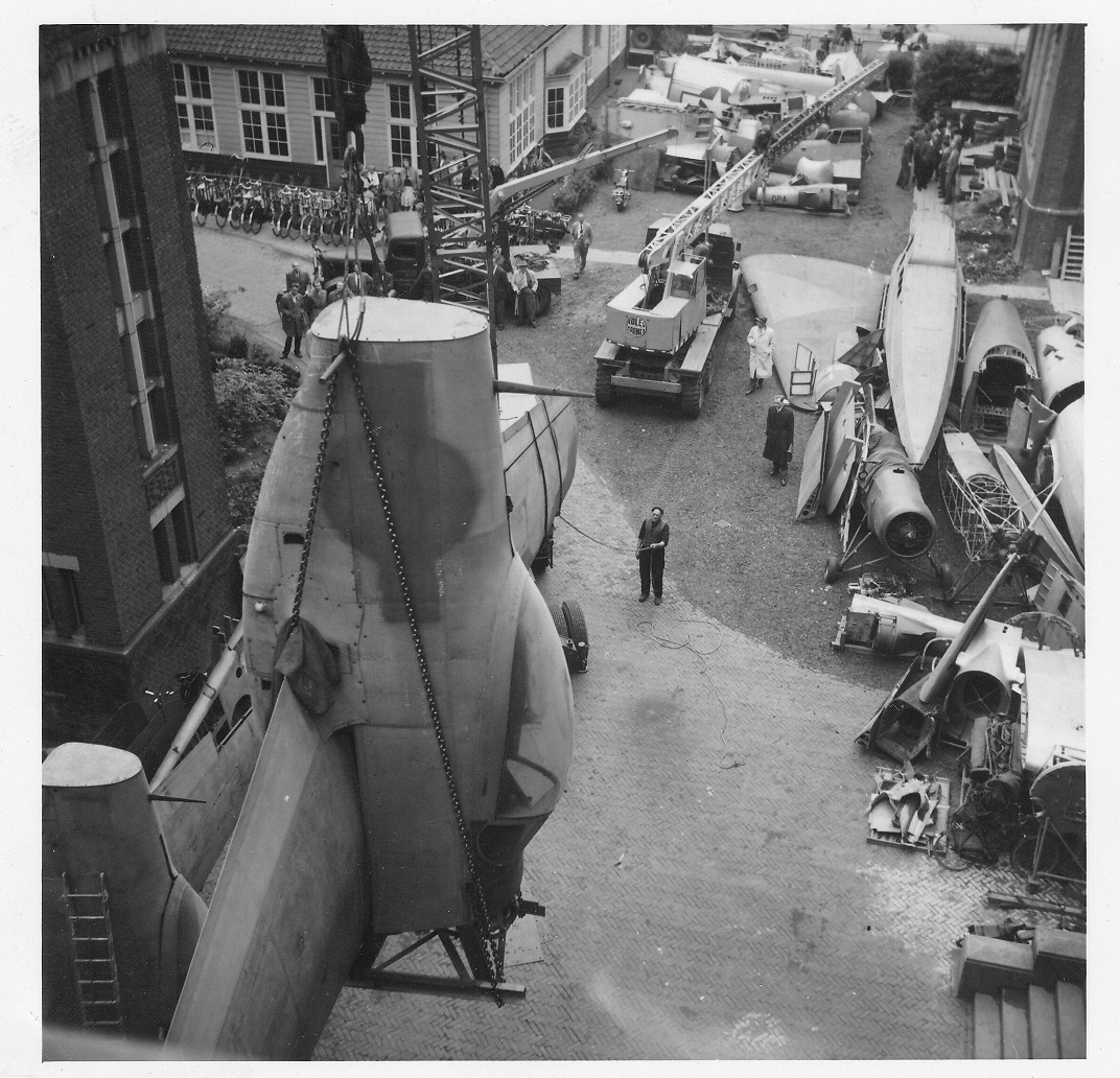 Naam: 51.jpg
Bekeken: 678
Grootte: 435,6 KB