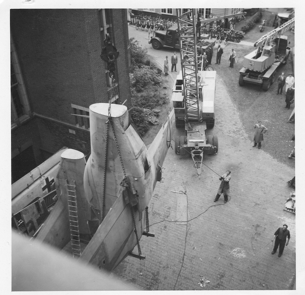 Naam: 50.jpg
Bekeken: 604
Grootte: 397,6 KB