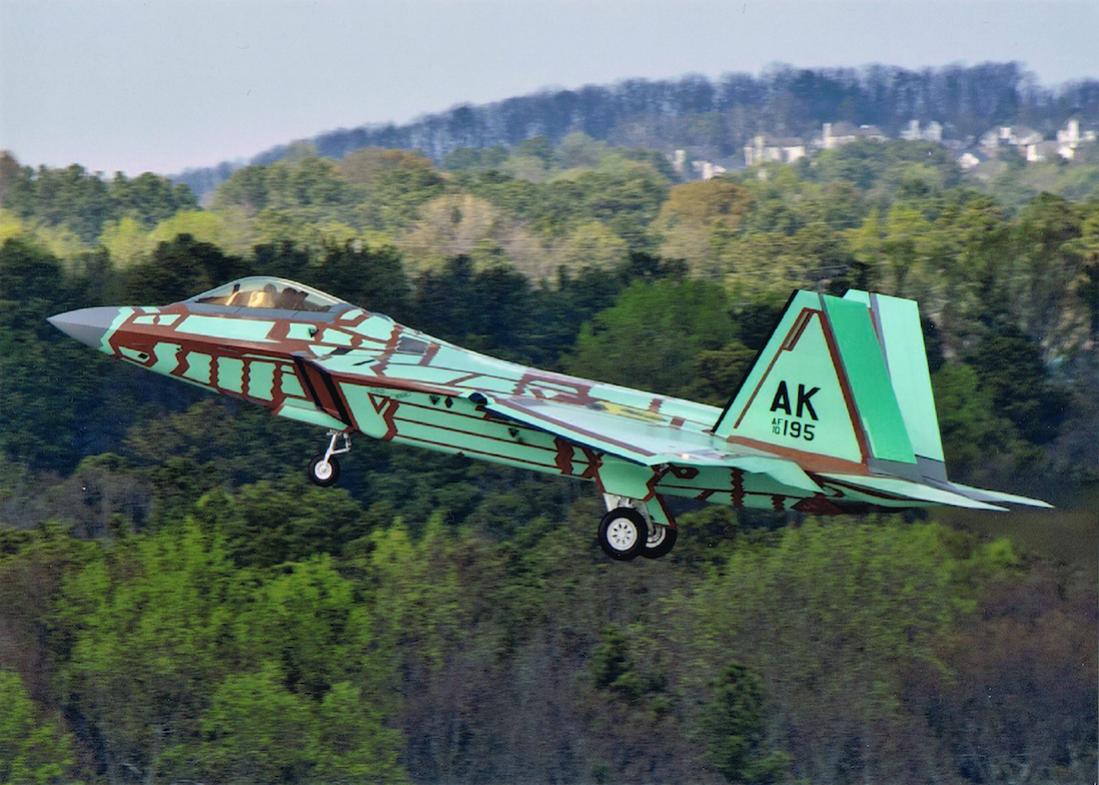 Naam: Foto 468. Laatste Lockheed Martin F-22A (Block 40) Raptor (10-4195 : Local s:n 10-195), kopie 11.jpg
Bekeken: 422
Grootte: 126,9 KB