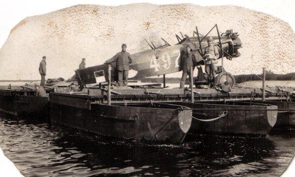 Naam: 497 1.jpg
Bekeken: 913
Grootte: 48,0 KB