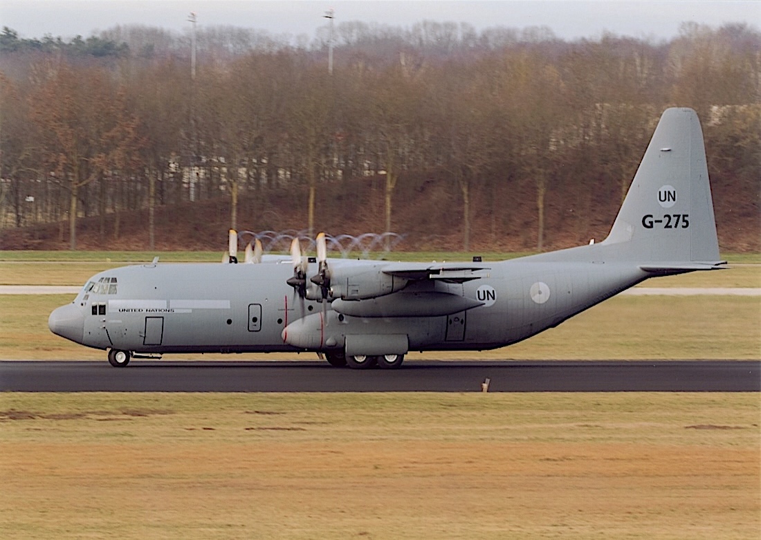 Naam: 06:01:2025 - KEV0003 - Foto 402. G-275. Nederlandse Hercules vliegt voor Verenigde Naties. 1100 .jpg
Bekeken: 61
Grootte: 261,5 KB