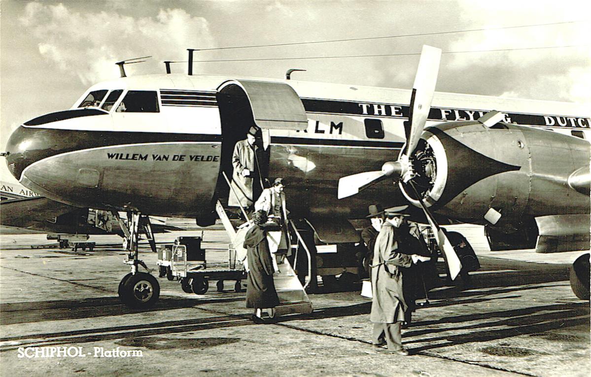 Naam: Kaart 654. PH-TGF (PH-CGF) 'Willem van de Velde'. Convair CV-340, kopie.jpg
Bekeken: 1421
Grootte: 172,1 KB