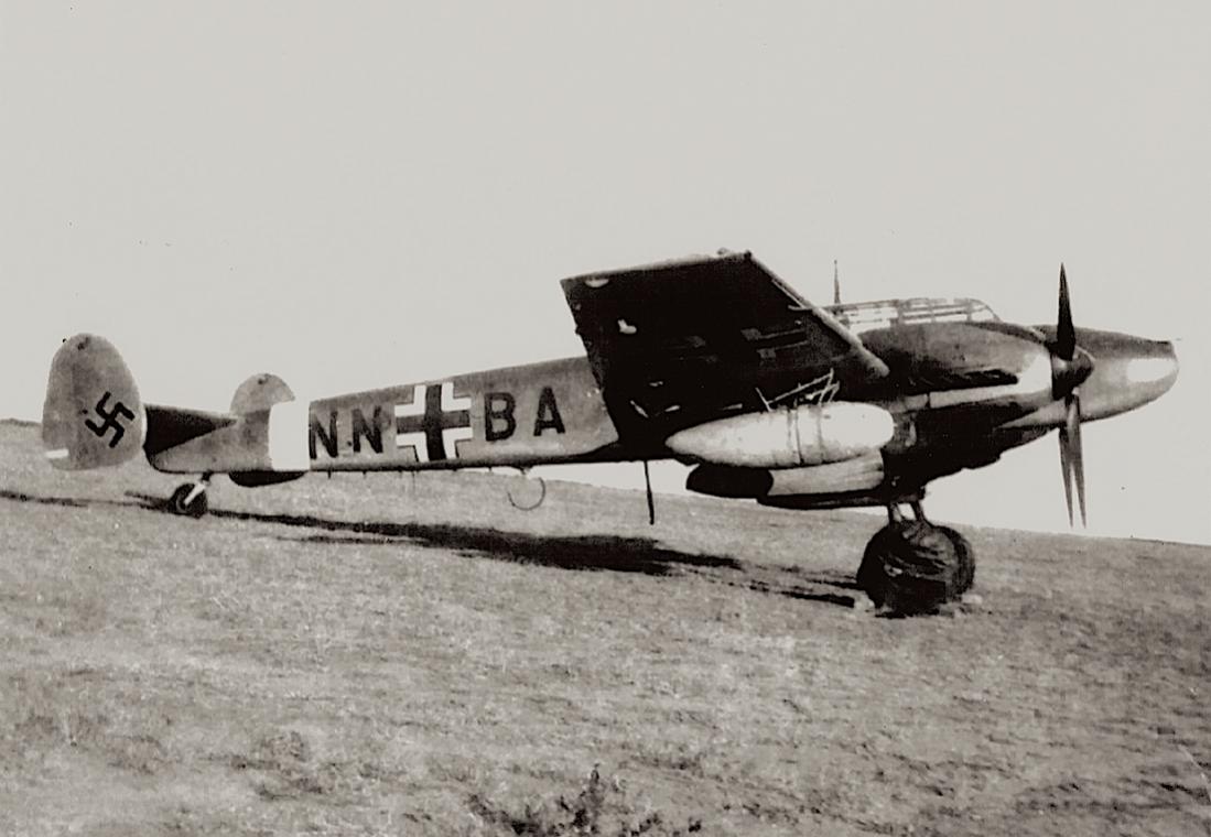 Naam: Foto 436. 'NN+BA'. Messerschmitt Bf 110 E, kopie 1100.jpg
Bekeken: 591
Grootte: 80,6 KB