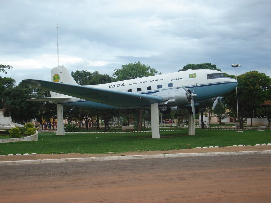 Naam: DC-3 , Canarana..jpg
Bekeken: 373
Grootte: 123,9 KB