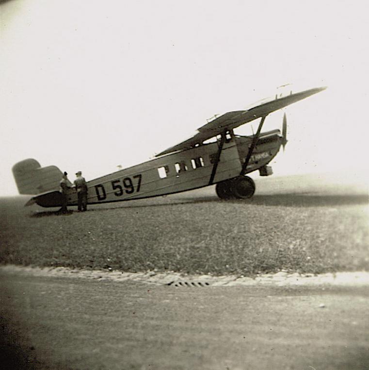 Naam: Foto 369. D-597. Dornier Merkur, kopie 400.jpg
Bekeken: 757
Grootte: 55,1 KB