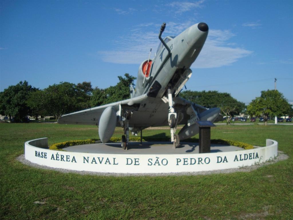 Naam: A4 Skyhawk - Marine vliegbasis So Pedro da Aldeia..jpg
Bekeken: 310
Grootte: 103,2 KB