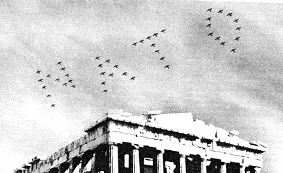 Naam: f1 De NATO, ploeterend boven het Parthenon, Athene, 1962.jpg
Bekeken: 829
Grootte: 45,2 KB