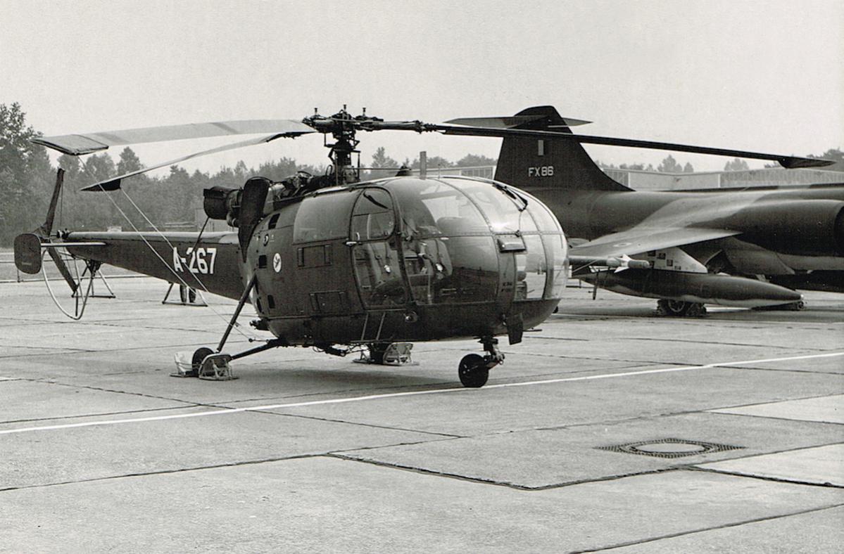 Naam: Foto 91. 'A-267'. Arospatiale SE-3160:SA-316 Alouette III, kopie.jpg
Bekeken: 1123
Grootte: 133,7 KB