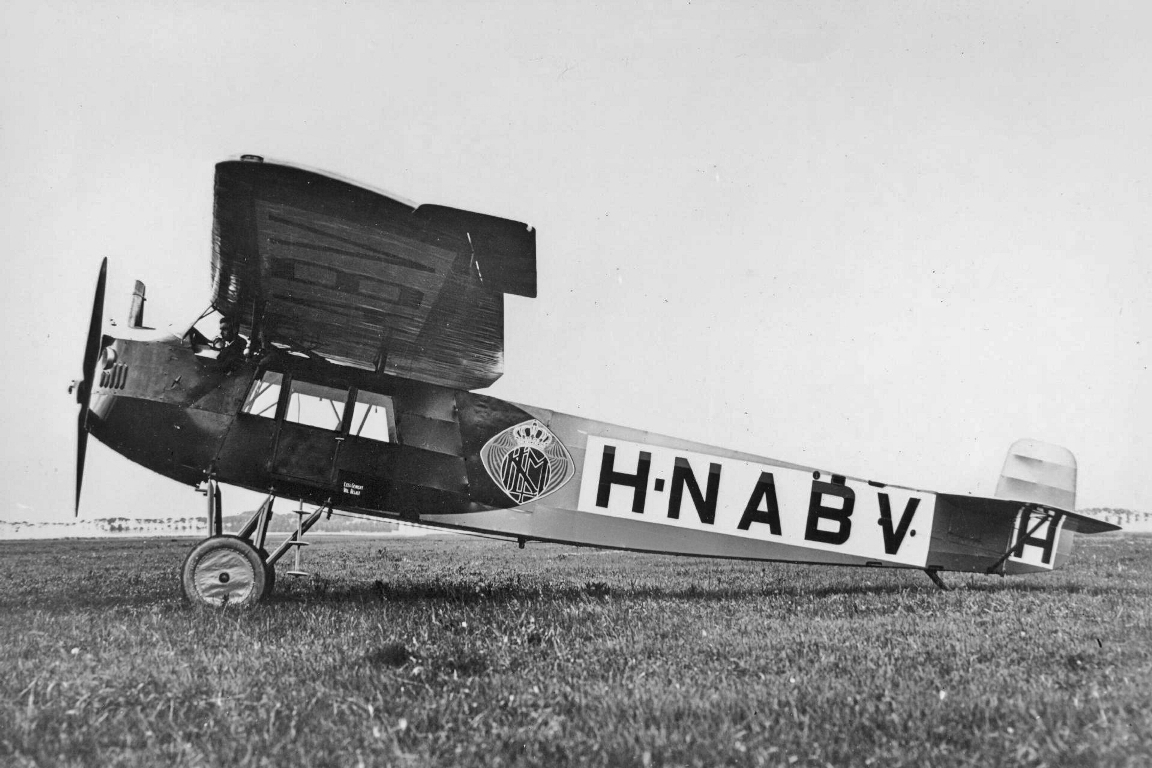 Naam: Fokker F.III H-NABV.jpg
Bekeken: 629
Grootte: 468,1 KB